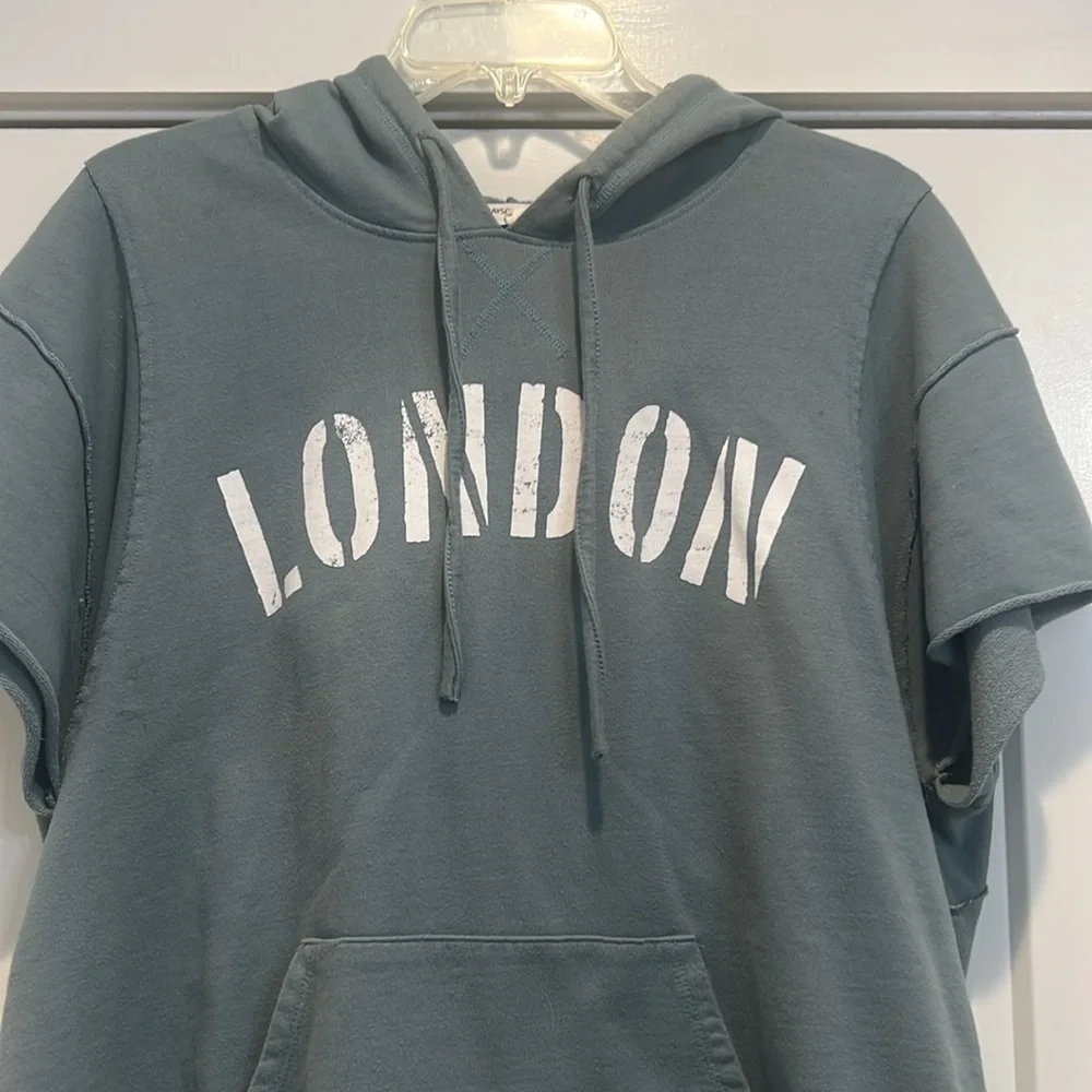 Grayson Threads blue hoodie pullover shirt sleeve sweatshirt size XXL.